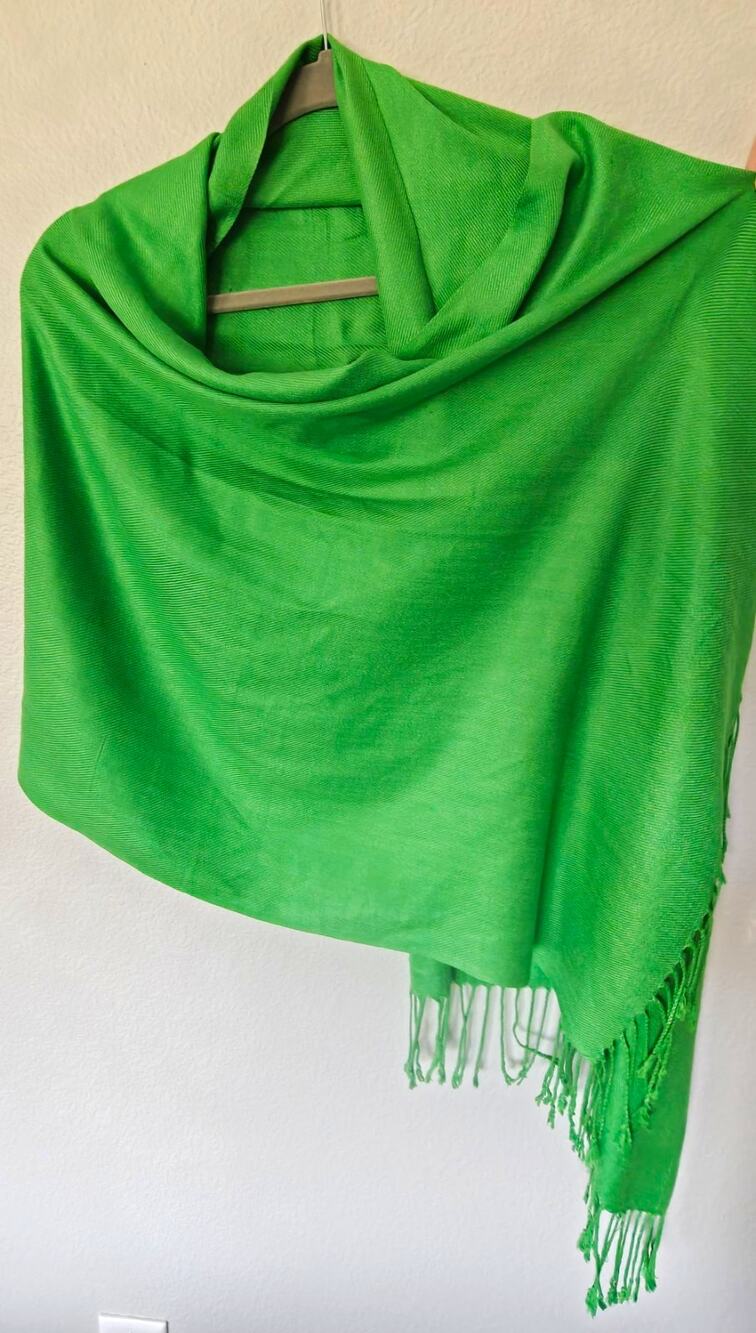 Kelly Green Solid Pashmina Shawl Wrap for Women, Fringe Accents Scarf Wrap Shawl